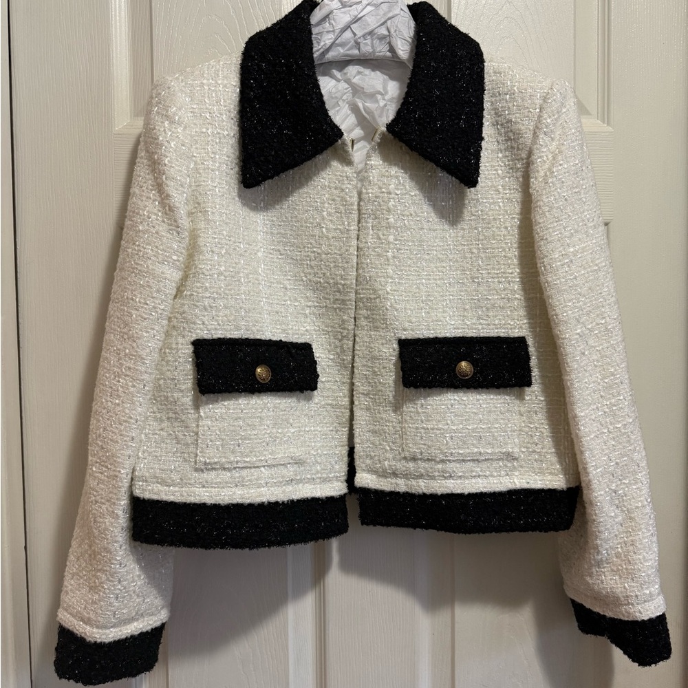 Alice + Olivia Black and White Textured Blazer